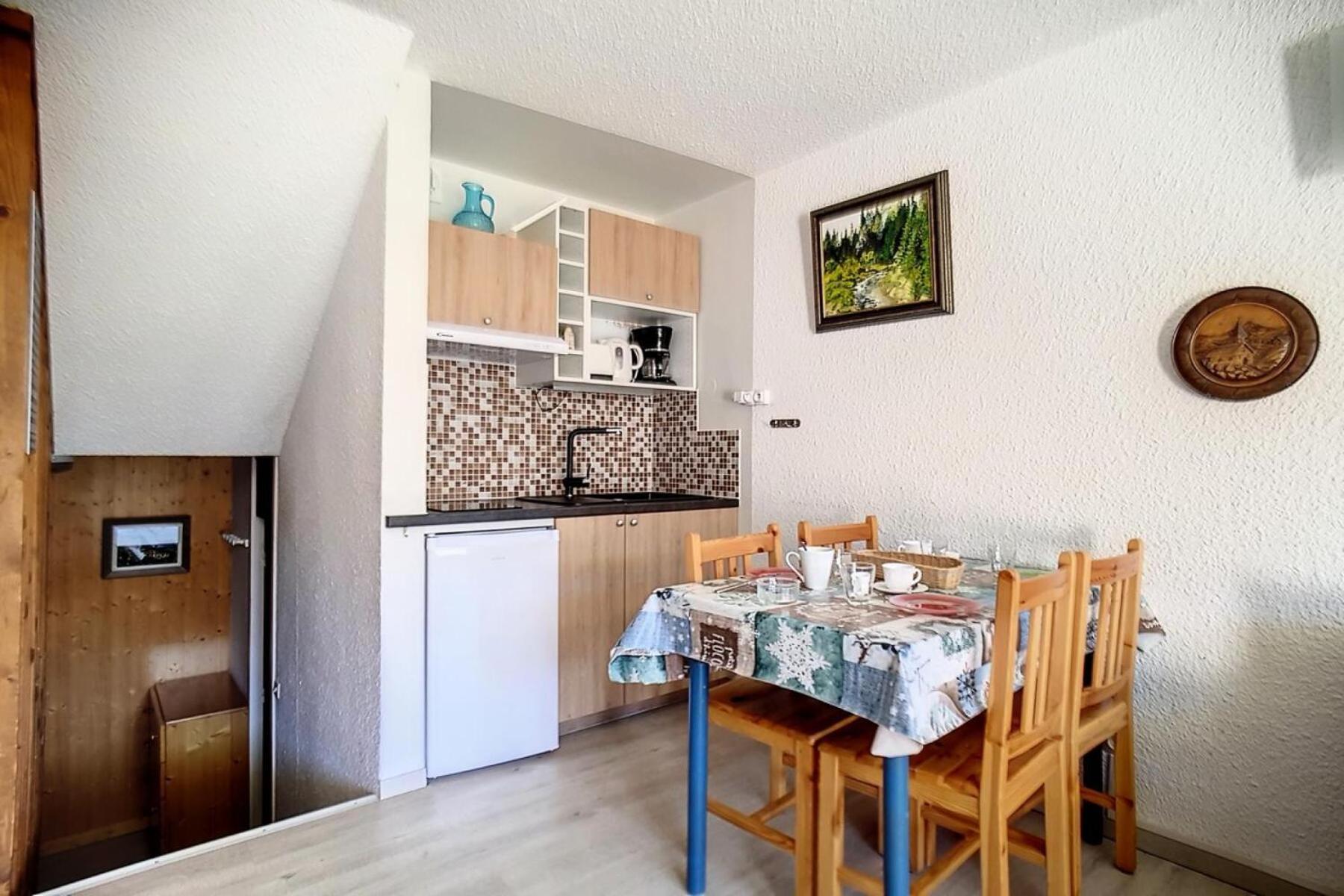 Residence Danchet - Studio Agreable - Depart Et Retour Ski Aux Pieds - Balcon Mae-1334 Сен-Мартен-де-Бельвиль Экстерьер фото